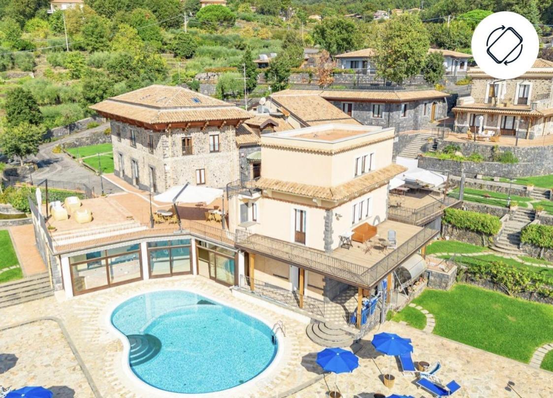 ザッフェラーナ・エトネーア Antico Borgo Petraliaゲストハウス エクステリア 写真